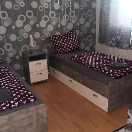 Appartement 2 Bettzimmer Zentrumsnah à Erfurt Extérieur photo